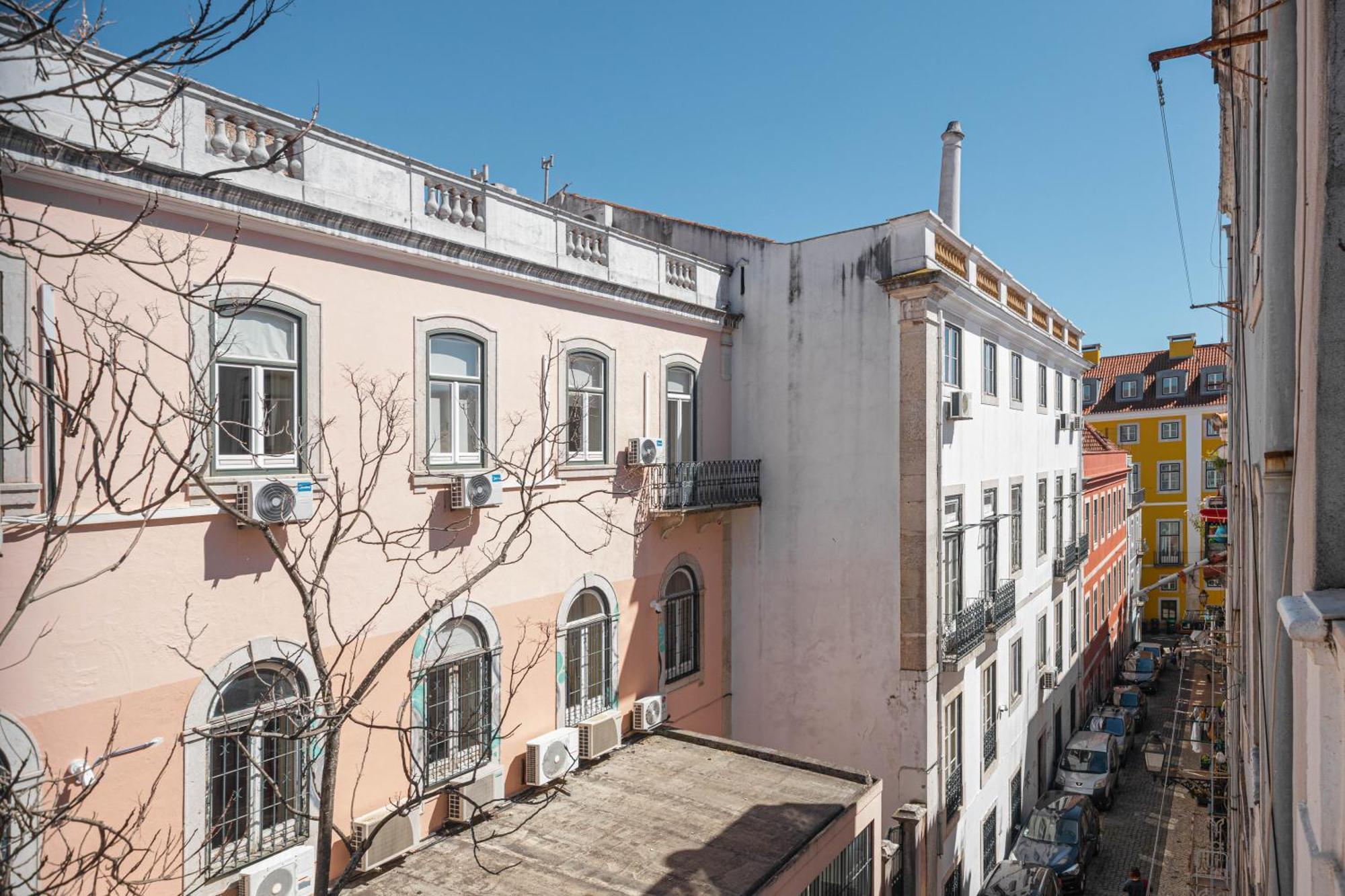 Local House Lisbon