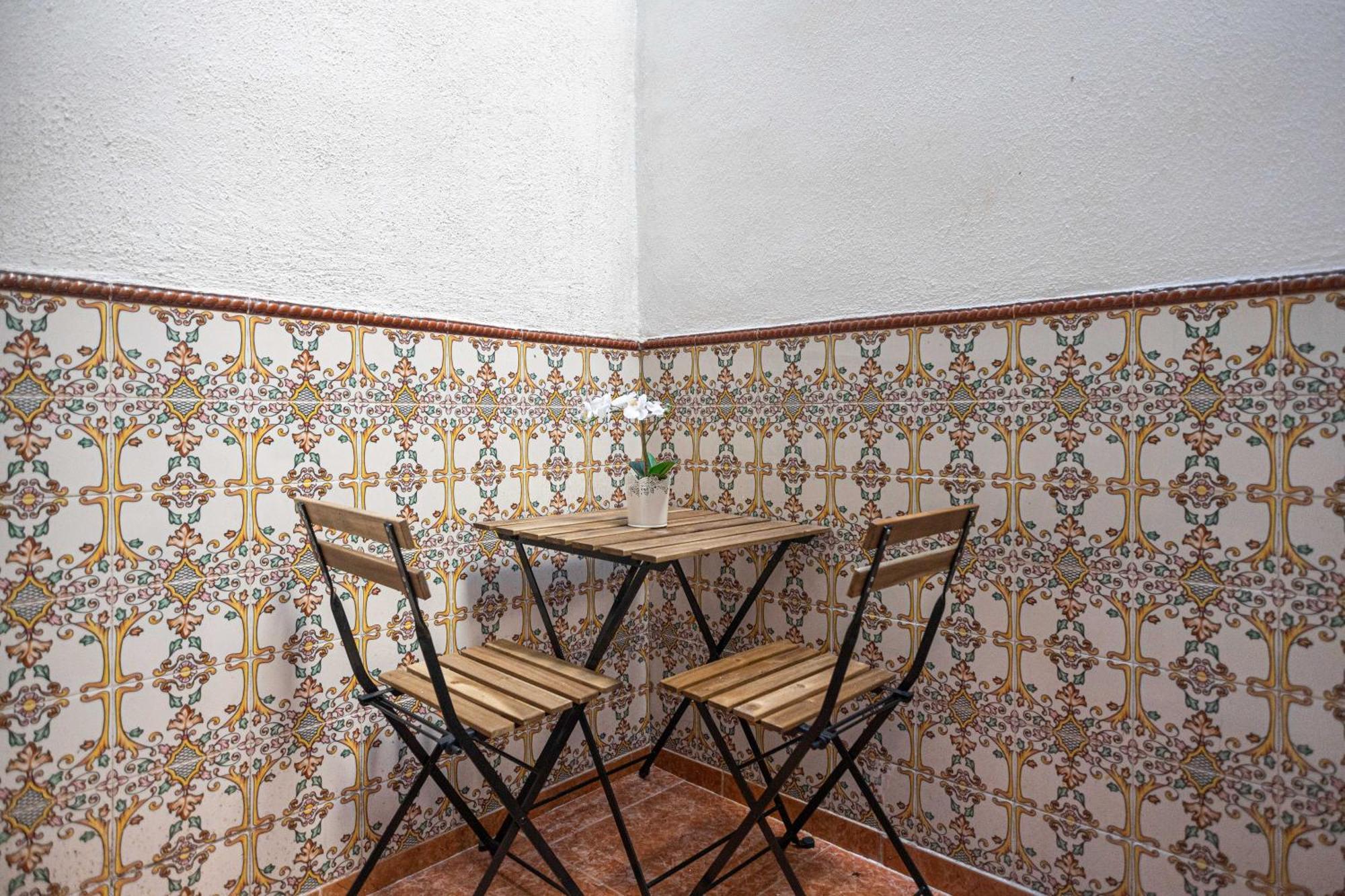 Local House Lisbon